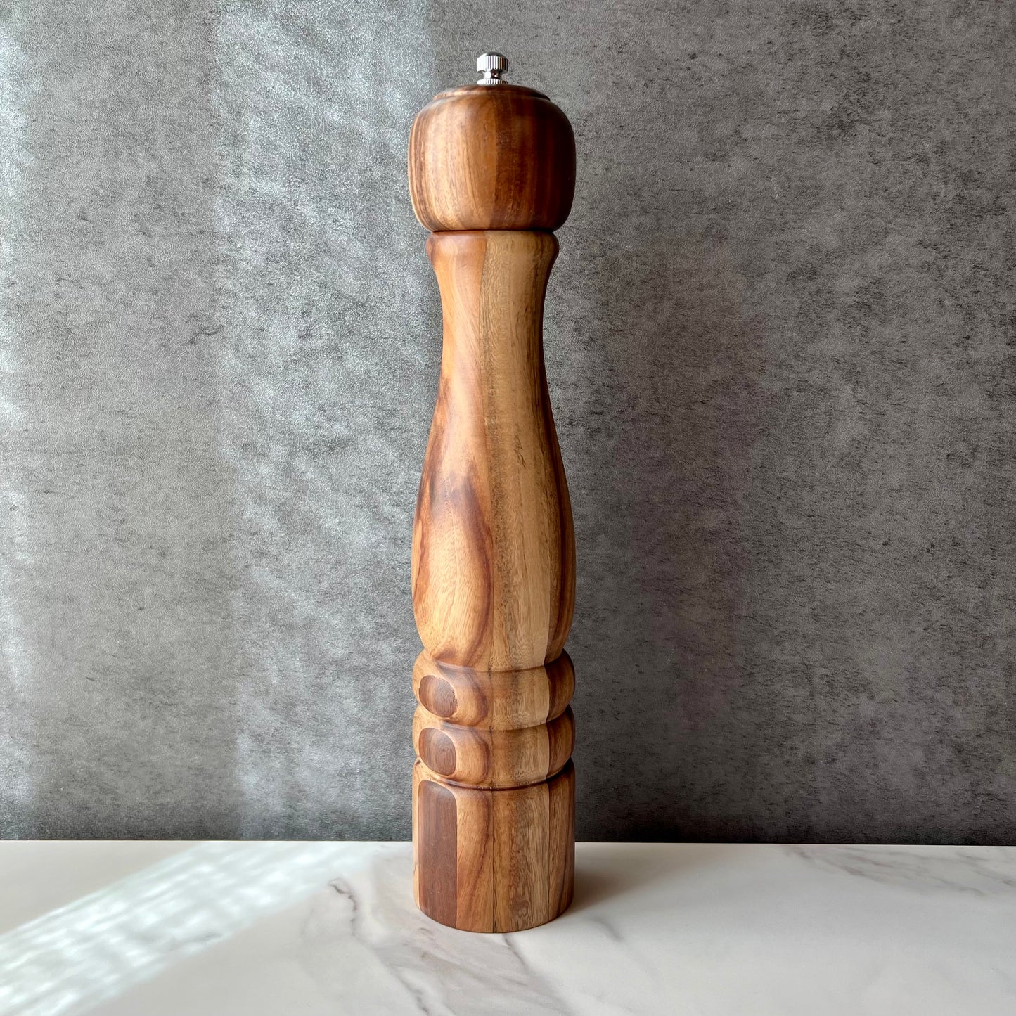 Salt or pepper mill